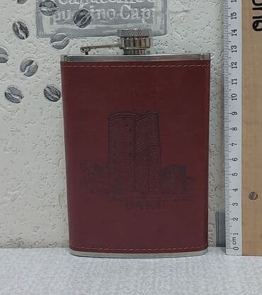 Termoqablar: İçki qabı satılır. Qız Qalası şəkili olan nerjaveykadan (nerjdən) — 2