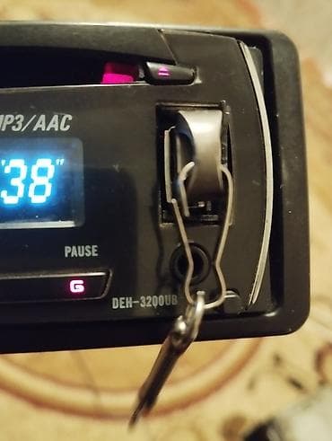 Dinamiklər və sabvuferlər: Maqnitol, Pioneer, AUX — 2