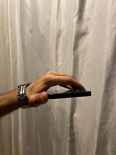 poko c75: Poco Pocophone F1, 256 GB, rəng - Qara, Face ID — 7