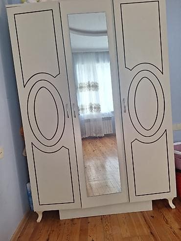 Mebel dəsti – şkaf, mətbəx mebeli, qəhvə masası və TV stend -