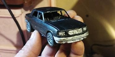 Miniatür model avtomobil dəsti - Miqyas: təxminən 1:64 (Hot Wheels