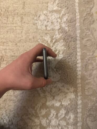 i̇phone 7: IPhone 8, 64 GB, Qara — 3