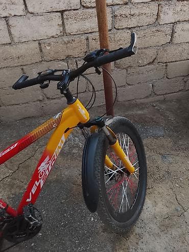 24 lük velosipedler: Velosiped – dağ tipli, 26” təkərli Xüsusiyyətlər: - Marka/model — 6