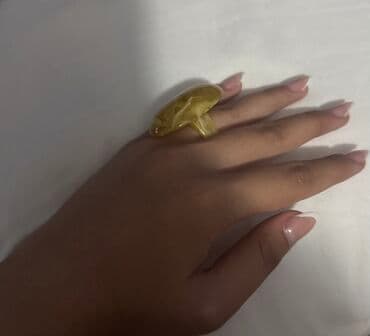 Üzük ucuz (qiymet razılaşa bilerik)