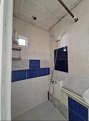 memar ecemi kiraye: Salam əleykum. İçərişəhər metrosuna yaxin, Qala divarlarından içəridə — 10