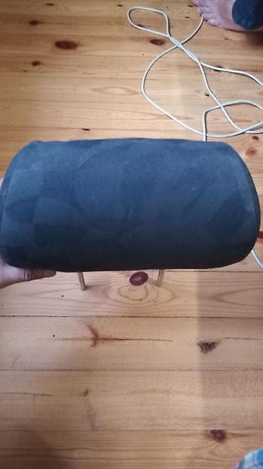 ucuz parca: Avtomobil oturacağı üçün başaltı (headrest) - Rəng: qara, naxışlı — 2