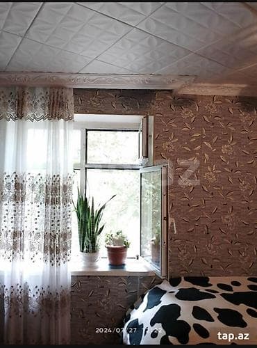 ipoteka evlər: Mingəçevirdə ev satılıy ev 2-ci məıtəbədə 2-nin-3 düzəlməsidi. bütün — 1
