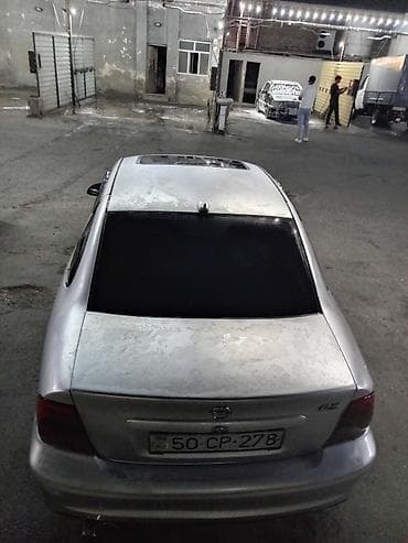 opel vektra b: Opel Vectra: 1.6 l | 1997 il 550000 km Sedan — 5