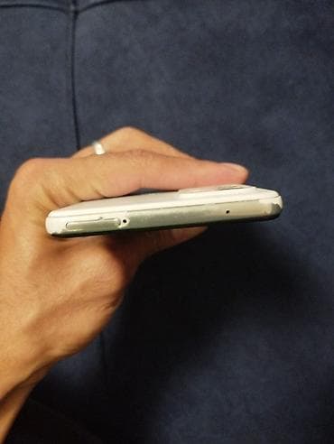 samsung a 5 2015: Samsung Galaxy A52, rəng - Ağ — 4