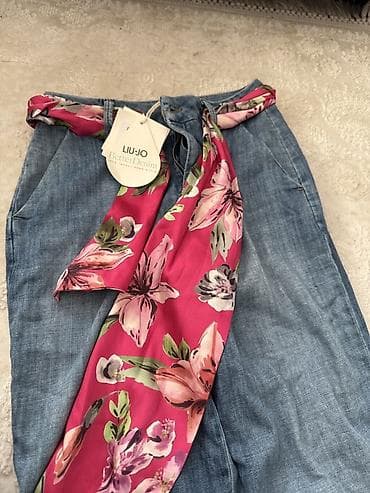 Cinslər: LIU•JO Better Denim qadın cins şalvar - Brend: LIU•JO - Xətt: Better — 1