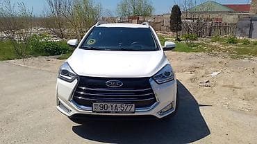 JAC J2: 1.5 l | 2025 il 35600 km Krossover