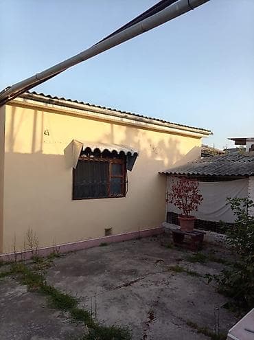 kiraye evlerin kreditle satisi: 4 otaqlı, 110 kv. m, Orta təmir — 2