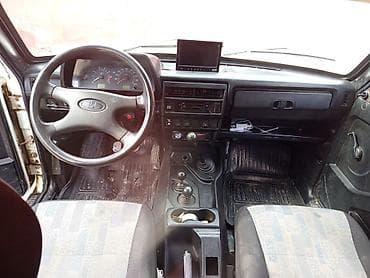 kredit ve barter masin: VAZ (LADA) 4x4 Niva: 1.7 l | Ofrouder/SUV — 8