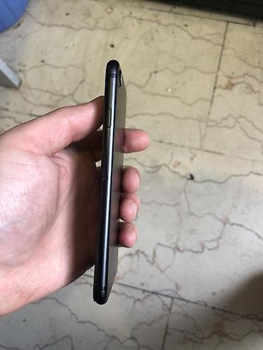 iphon 7 plus: IPhone 7, Qara, Qırıq — 2