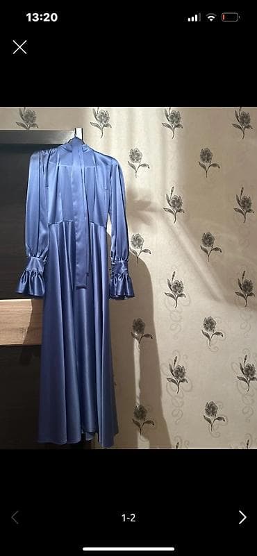 25 m yenidir geyinilmeyib uzun modeldir atlas
38-40 ölçüye gedir — 2