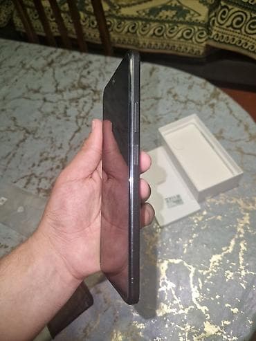 4g: Oppo A58 4G, rəng - Qara, Barmaq izi — 5