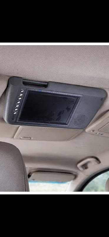 Avtomobil üçün tavan tipli monitor/TV - Ekran: 7" TFT rəngli ekran