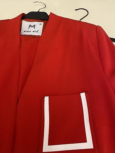 desd paltarlar: Mira Mia qadın kostyumu – qırmızı rəngdə şık dəst - Üst: düyməsiz — 2