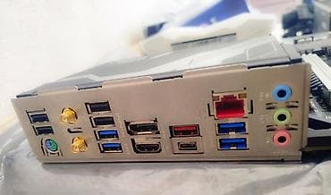 masaustu kompyuterler: Gigabyte Z790 UD AX WIFI T-Force Delta RGB (4x16 kit) 64GB DDR5 — 4