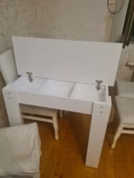 растущий стул: 6 oturacagi var 3 unun orta hissesi qirilib sadece Unvan Stansiya — 4