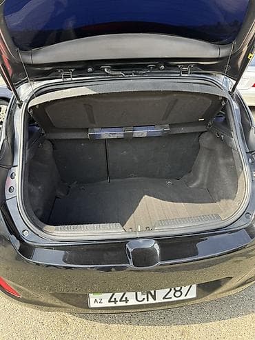 07 sekilleri peredok: Hyundai i30 1.6 dizel kenardan xoddanma var — 7