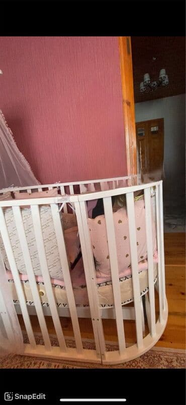 işlənmiş uşaq mebeli: Oğlan və qız üçün, İşlənmiş, Yumru, Beşik, Dəst ilə, Matras ilə, Yellənmə mexanizmsiz — 2