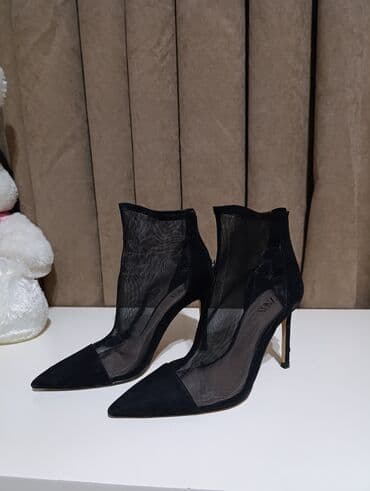 Zara, Ölçü: 36, rəng - Qara, İşlənmiş