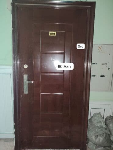 Крепежные изделия: Б/у Входная дверь Без гарантии, Самовывоз — 1