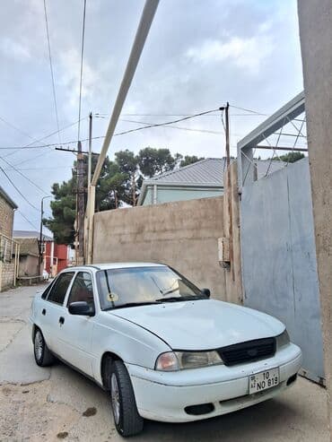 купить чехлы на авто: Daewoo Nexia: 1.5 l | Sedan — 2