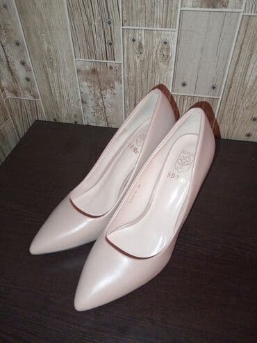 туфли новая не одевала не разу: Tuflilər, Ölçü: 39, İşlənmiş — 1
