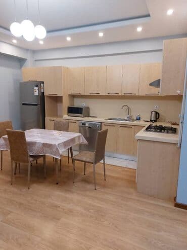 ramanı evlər: Mənzil kirayə verilir. 3 otaqli menzil, yeni evde, 6.2 mertebe, 2 — 7