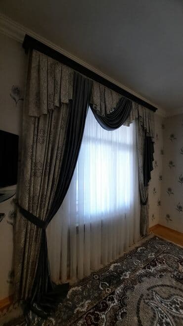 jalus perde: Pərdə baha ti̇ki̇li̇b tülü qalin neylon tüldü karni̇zi̇də satilir — 3
