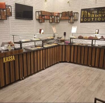 qızıl vitrini: Taxtadan hazırlanmış, zərif dizaynlı, vitrinli şirniyyat piştaxtası — 1