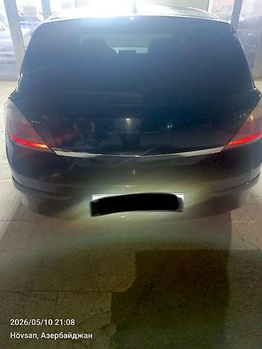 opel astra 2010: Opel Astra H – 5 qapılı hetçbek - Kuzov: qara rəng, 5 qapılı hetçbek — 1