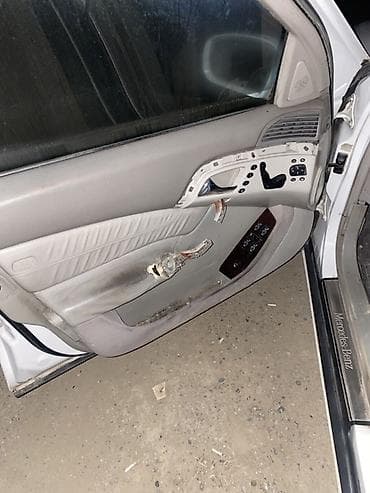 keys sat: Mercedes-Benz S 320: 3.2 l | Sedan — 7