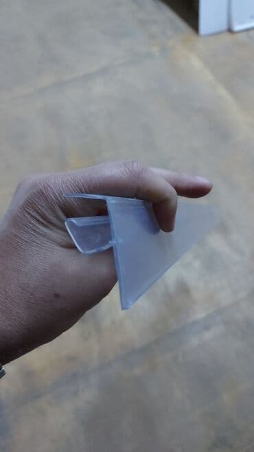 ikinci əl vitrinlər: Qiymət yerləri 
Satış anbarfan — 4