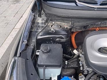 ucuz scooterlar: Hyundai Sonata sedan - Korpus rəngi: qara, xrom detallı iri ön — 4