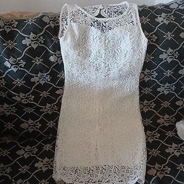 Donlar: Ağ rəngli qısa ziyafət/libas - Model: Dar kəsimli, dizdən yuxarı mini — 2