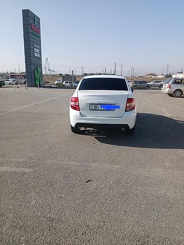 14 teker: VAZ (LADA) Granta: 1.6 l | 2025 il 46000 km Sedan — 2