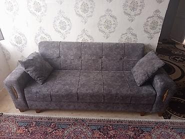 Boz rəngli, üçoturacaqlı yumşaq divan - Material: Yumşaq toxumalı