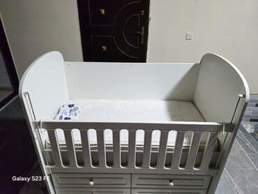 ağac əkən: Oğlan və qız üçün, Yeni, Dördbucaq, Beşik, Dəstsiz, Matras ilə, Yellənmə mexanizm ilə — 5