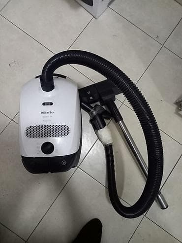lenyes classic set: Miele Classic C1 PowerLine torbalı tozsoran - Güclü və səmərəli — 2