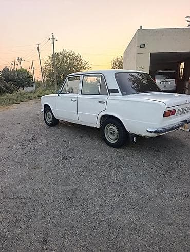 saipa saina lizing: VAZ (LADA) 2101: 1.3 l | 236000 km Sedan — 4