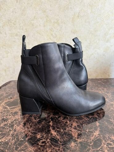 botlar: Qadın qara botlar – TEENS İzabel ayaqqabı evindən 93 m alınıb 45 m — 1