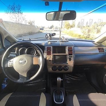 şüşe: Nissan Tiida: 1.5 l | 2004 il Hetçbek — 7