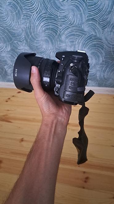 hdm: Nikon D7000 DSLR fotoaparat + zoom obyektiv - Korpus: Nikon D7000 (DX — 4