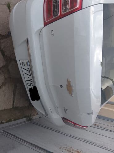 Qoruyucu plyonka və şüşələr: Chevrolet Cobalt LT sedan – ağ rəng Xüsusiyyətlər: - Kuzov: sedan, ağ — 2