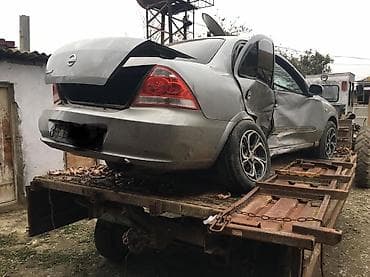 lapet satilir: Nissan sedan –ik 2008 maşın qəzalı veziyetde. satılır maşın qəzalı — 2