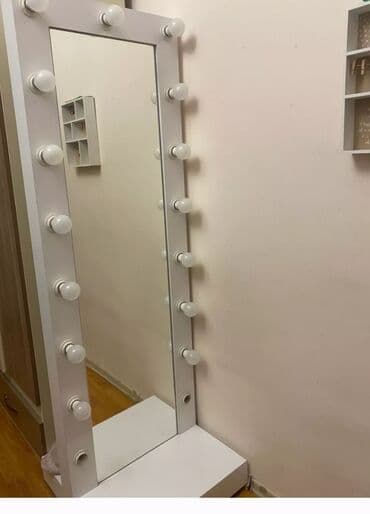 asperatorlar: Ağ rəngdə olan mətbəx mebeli dəsti. Qaz plitəsi və aspirator üçün — 24