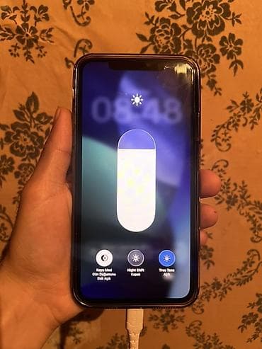 samovar ucuz qiymete: IPhone 11 Pro Max, 64 GB, Qızılı, Face ID — 4
